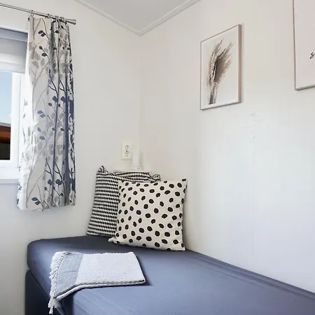 Ufergeheimnis Am Guelser Moselbogen I 2 Sz I 5 Gaeste I Badebucht I Grill I Garten * Koblenz (Rhineland-Palatinate)