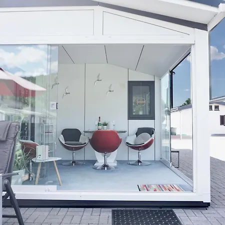 Ufergeheimnis Am Guelser Moselbogen I 2 Sz I 5 Gaeste I Badebucht I Grill I Garten Appartement Koblenz (Rhineland-Palatinate)