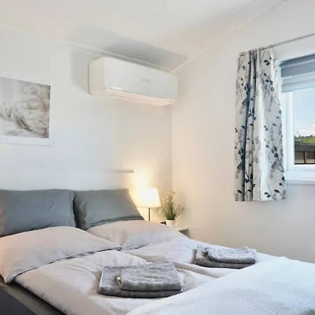 アパート Ufergeheimnis Am Guelser Moselbogen I 2 Sz I 5 Gaeste I Badebucht I Grill I Garten *