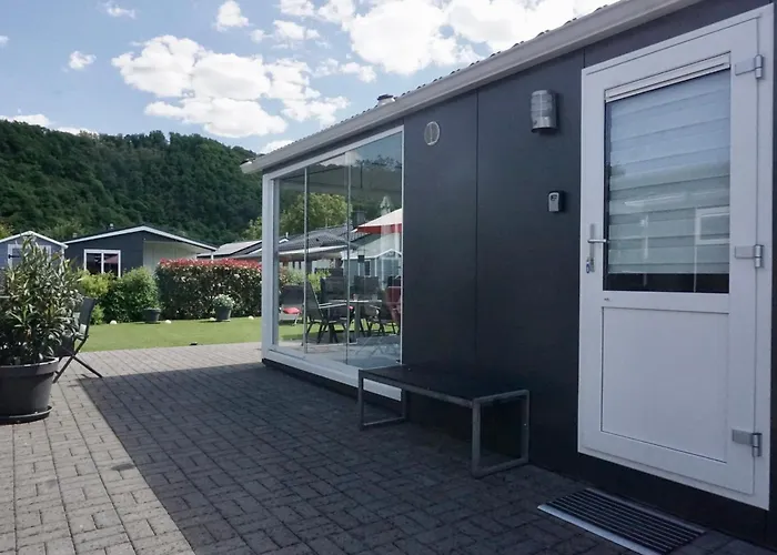 Ufergeheimnis Am Guelser Moselbogen I 2 Sz I 5 Gaeste I Badebucht I Grill I Garten